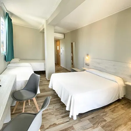Hotel Te Mana 2*
