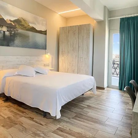 Te Mana Hotel 2*